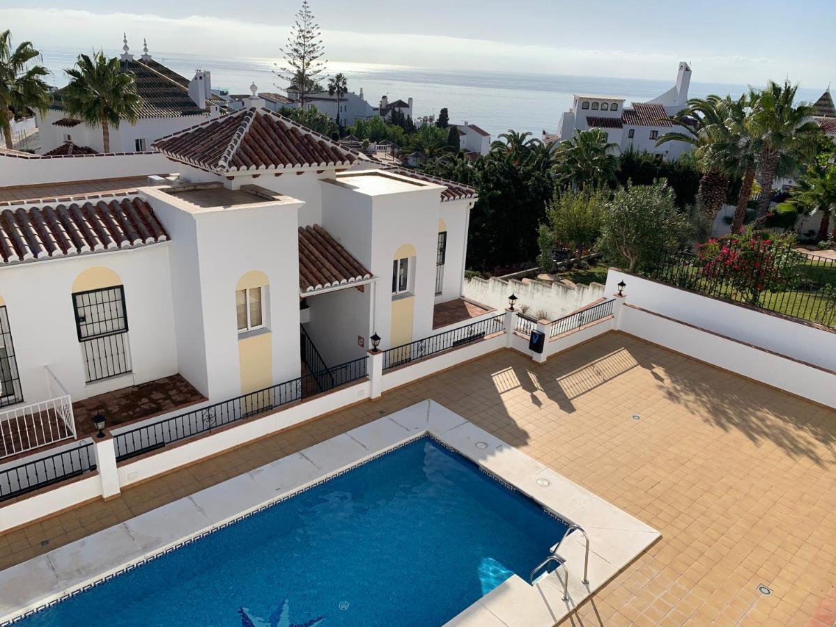 Playa Burriana, Tva Terasser, Havsutsikt, Pool Nerja Esterno foto